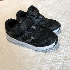 Saucony Toddler Boy Sneakers size 9 (little kids )
